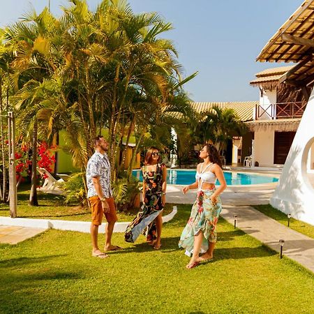 Pousada Porto Azul Кумбуко Екстериор снимка